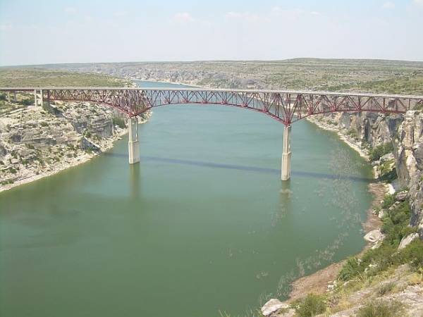 08PecosBridge.jpg