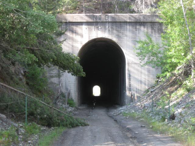 108Tunnel9.jpg