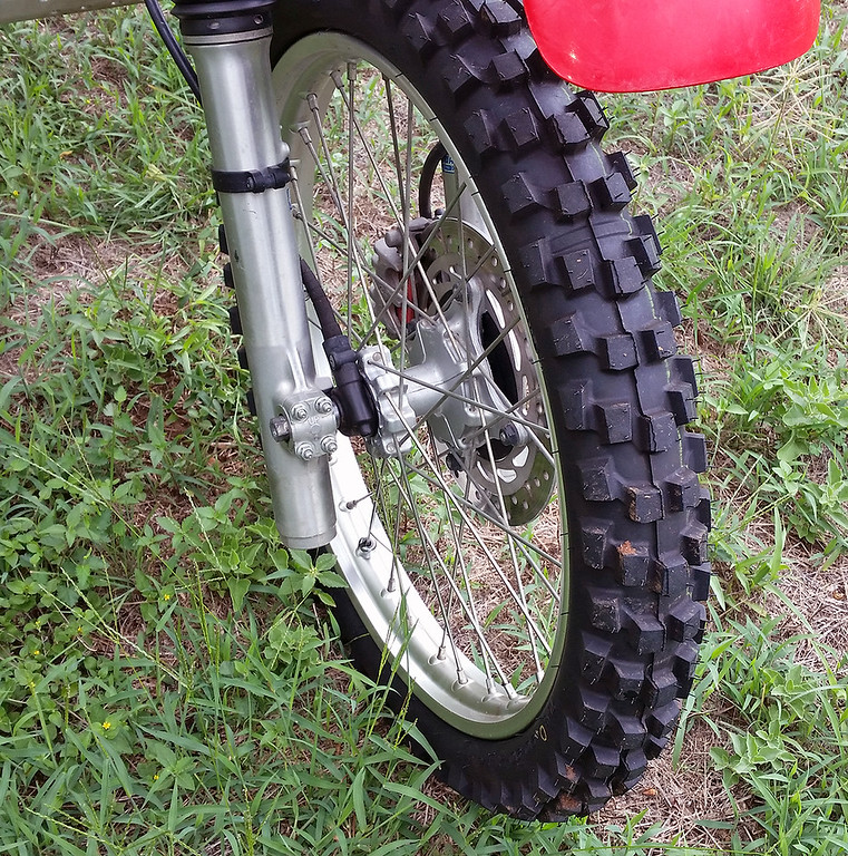 2012_XR650L_05-XL.jpg