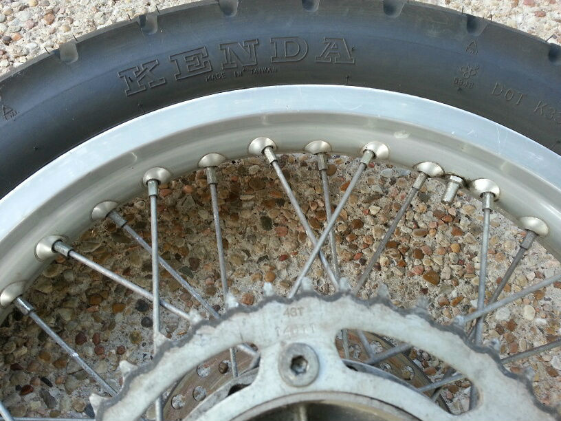 dr350_rearwheel_04.jpg