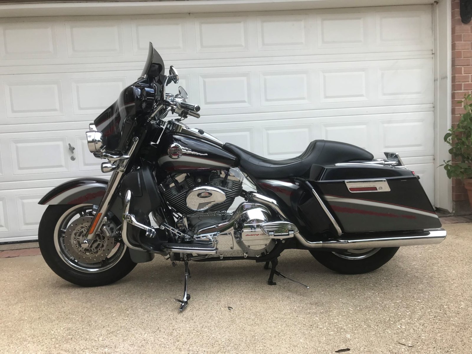 REDUCED 2006 HD Screaming Eagle Electra Glide Ultra Classic $9,350