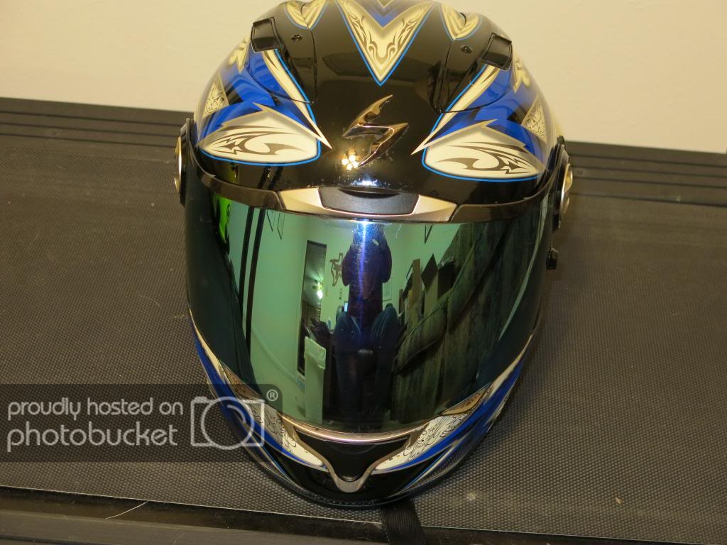 scorpionhelmet003_zpsc60e9941.jpg