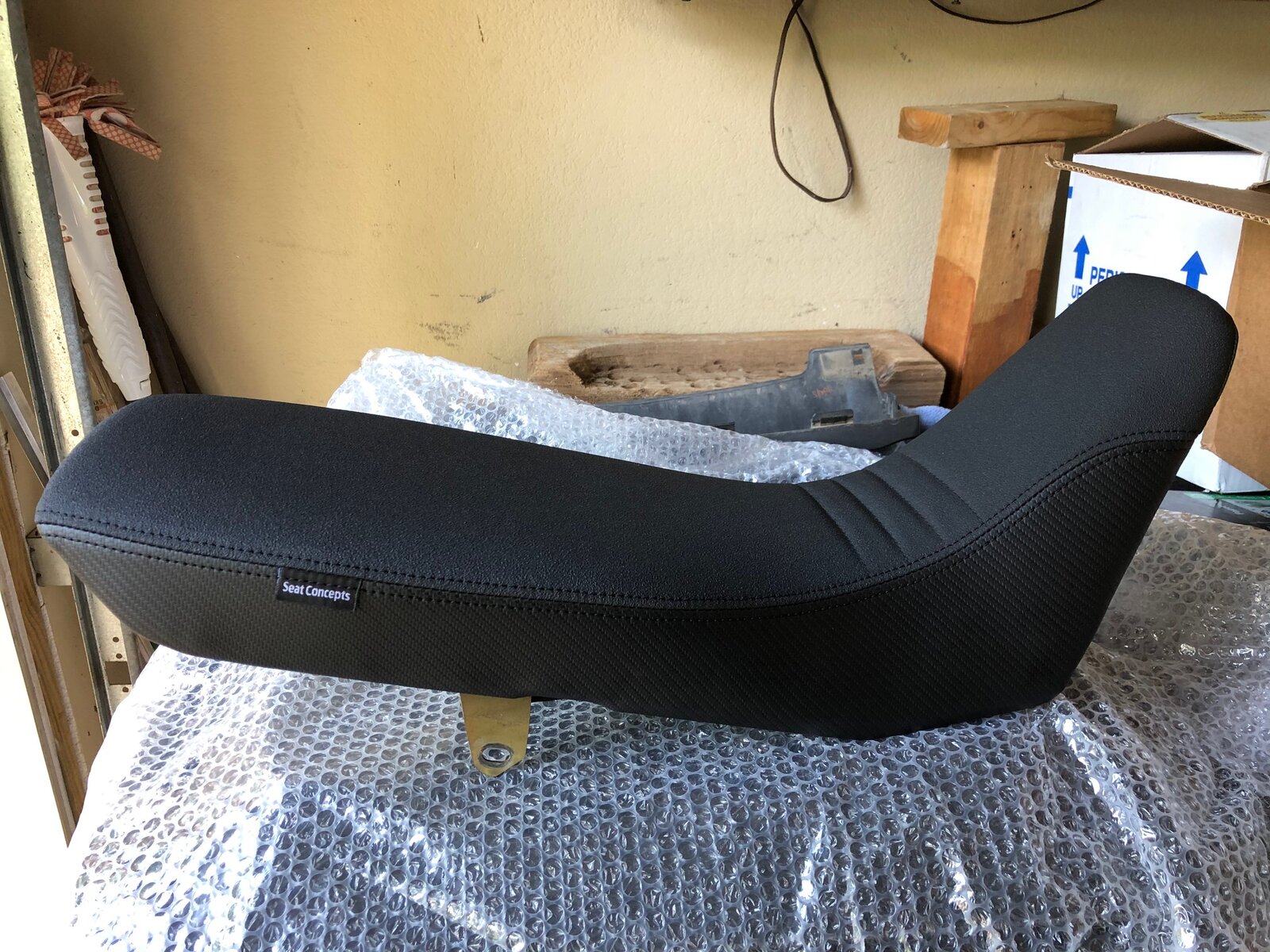 SOLD Seat Concepts Low Comfort Seat for Suzuki DR350 (1990-1999