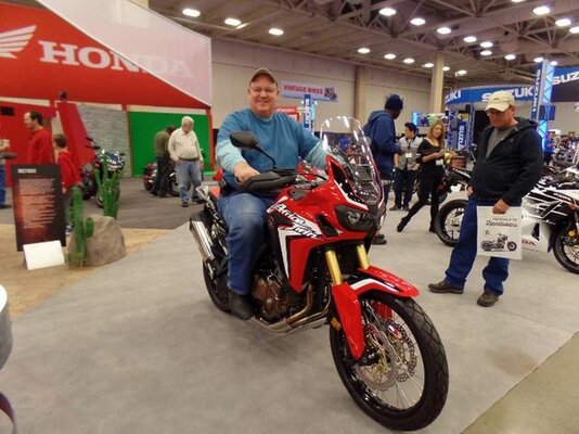 Africa Twin 2 (640x480).jpg