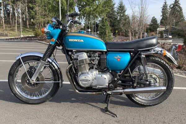 1971_honda_cb750_15567593543acff945fPhoto-Mar-16-4-41-56-PM-e1558456387397-940x627.jpg