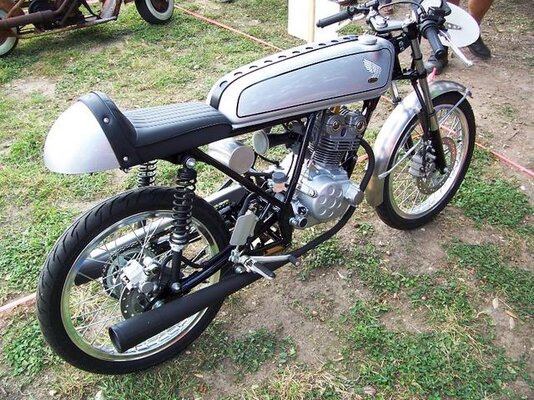 Honda Dream 50 RR.jpg